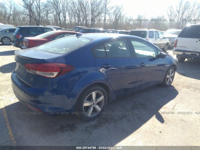 Photo 3 VIN: 3KPFL4A75JE184414 - KIA FORTE 