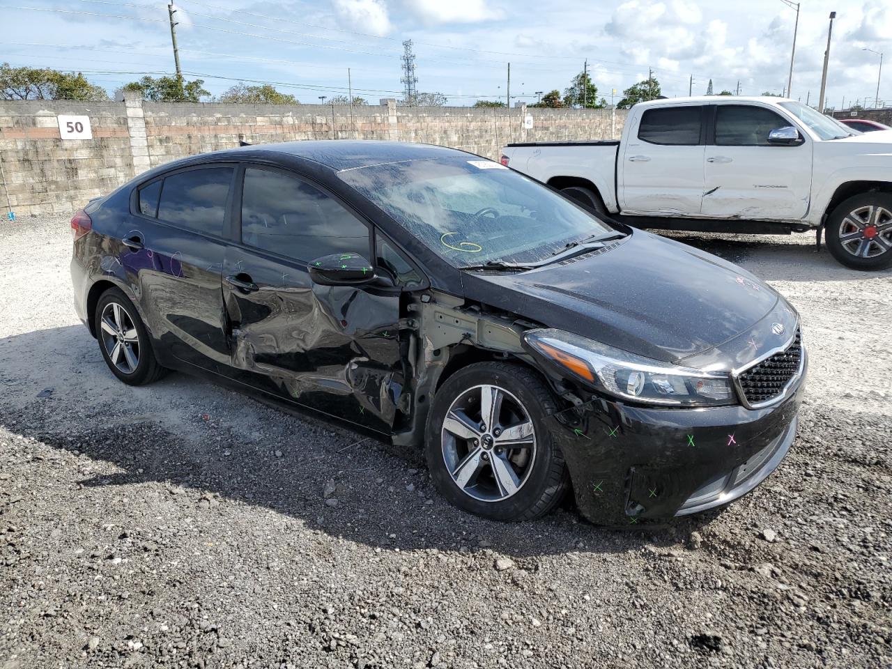 Photo 3 VIN: 3KPFL4A75JE190844 - KIA FORTE 