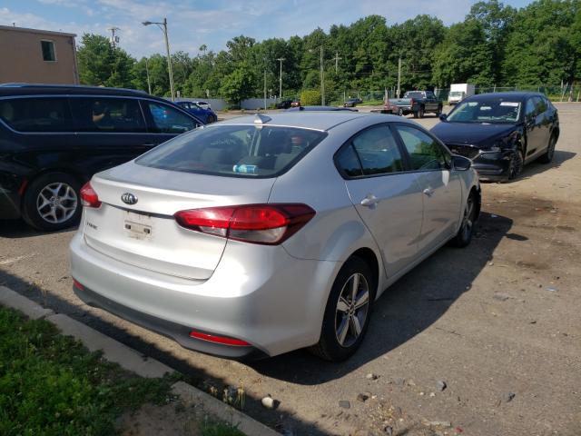 Photo 3 VIN: 3KPFL4A75JE202958 - KIA FORTE LX 