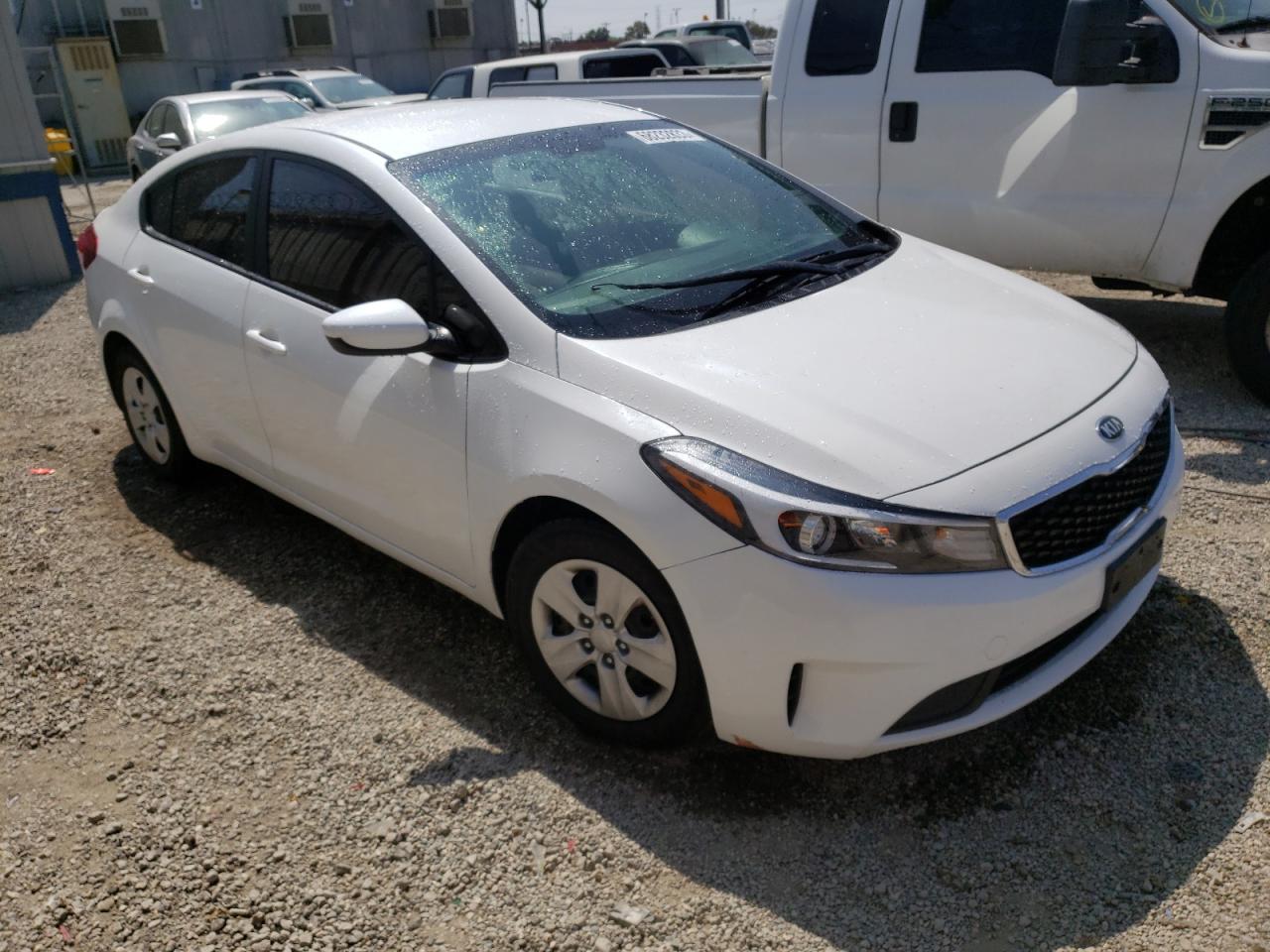 Photo 3 VIN: 3KPFL4A75JE212387 - KIA FORTE 