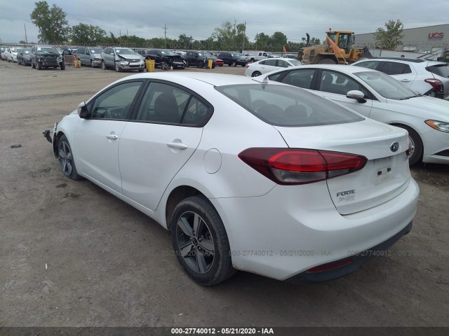 Photo 2 VIN: 3KPFL4A75JE213717 - KIA FORTE 