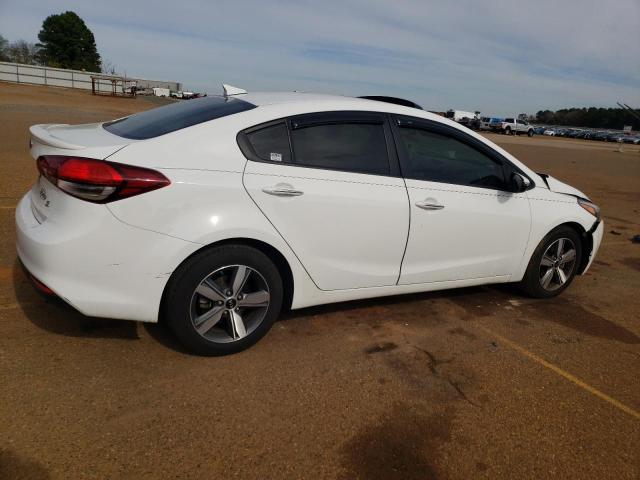 Photo 2 VIN: 3KPFL4A75JE218254 - KIA FORTE 