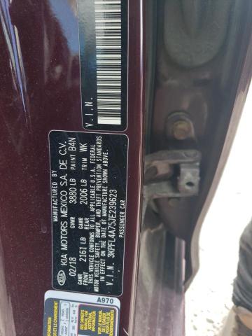 Photo 11 VIN: 3KPFL4A75JE239623 - KIA FORTE LX 