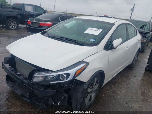 Photo 1 VIN: 3KPFL4A75JE242358 - KIA FORTE 