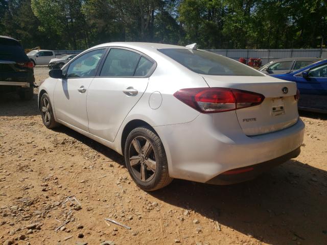 Photo 2 VIN: 3KPFL4A75JE242683 - KIA FORTE LX 