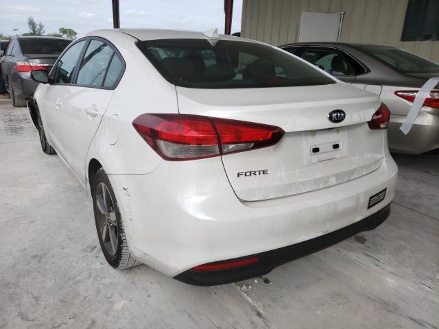 Photo 2 VIN: 3KPFL4A75JE244269 - KIA FORTE LX 