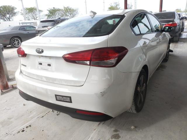 Photo 3 VIN: 3KPFL4A75JE244269 - KIA FORTE LX 