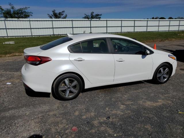 Photo 2 VIN: 3KPFL4A75JE247897 - KIA FORTE LX 