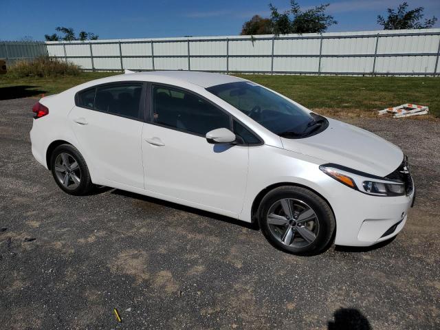 Photo 3 VIN: 3KPFL4A75JE247897 - KIA FORTE LX 