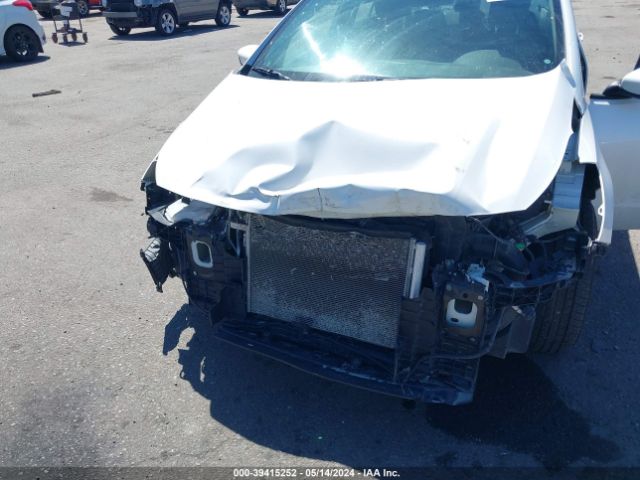 Photo 5 VIN: 3KPFL4A75JE253201 - KIA FORTE 