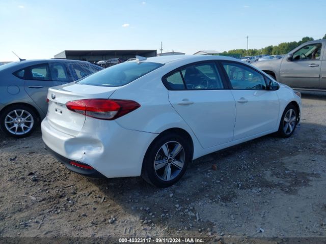 Photo 3 VIN: 3KPFL4A75JE257636 - KIA FORTE 