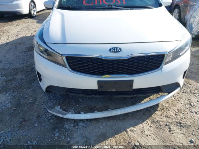 Photo 5 VIN: 3KPFL4A75JE257636 - KIA FORTE 