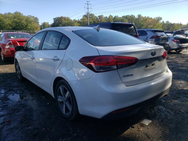 Photo 2 VIN: 3KPFL4A75JE263727 - KIA FORTE 