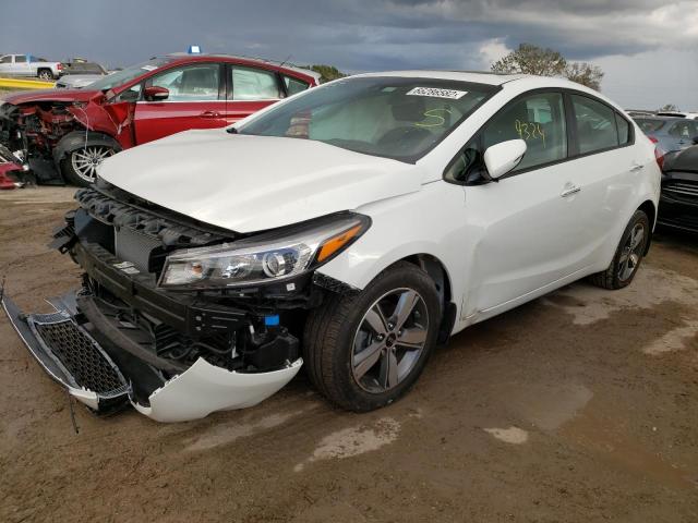 Photo 1 VIN: 3KPFL4A75JE266143 - KIA FORTE LX 