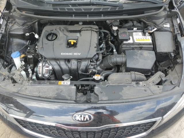 Photo 6 VIN: 3KPFL4A75JE275392 - KIA FORTE LX 