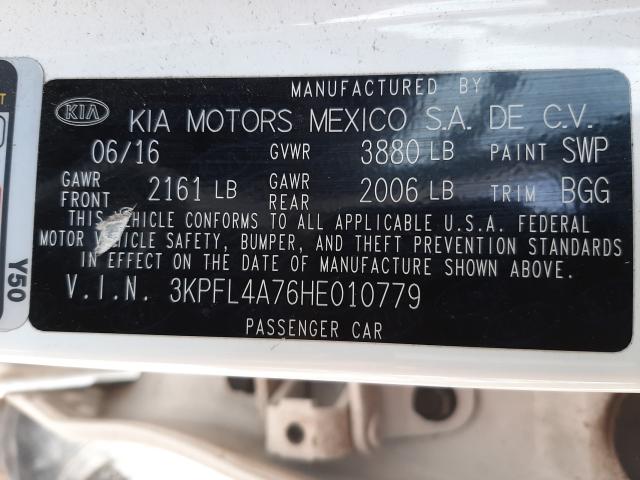 Photo 9 VIN: 3KPFL4A76HE010779 - KIA FORTE LX 