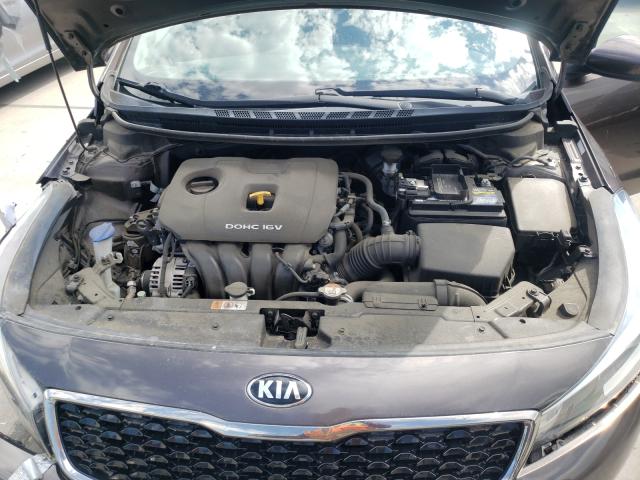 Photo 6 VIN: 3KPFL4A76HE017733 - KIA FORTE LX 