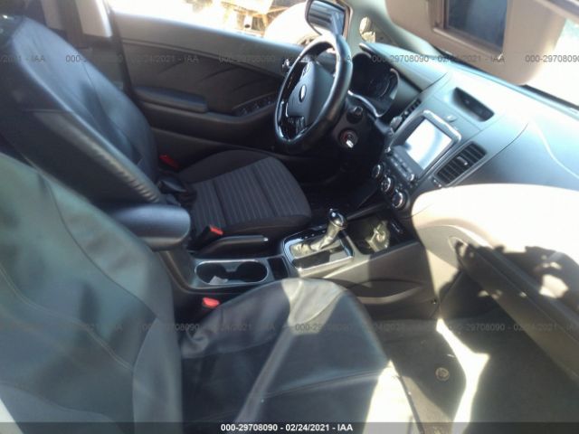 Photo 4 VIN: 3KPFL4A76HE023273 - KIA FORTE 