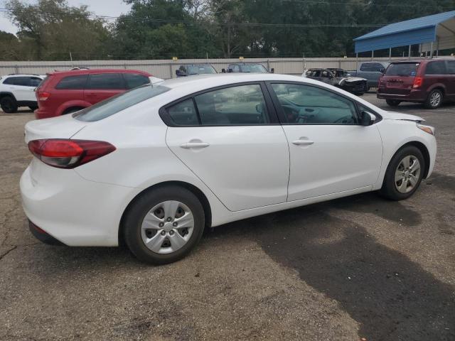 Photo 2 VIN: 3KPFL4A76HE028814 - KIA FORTE 