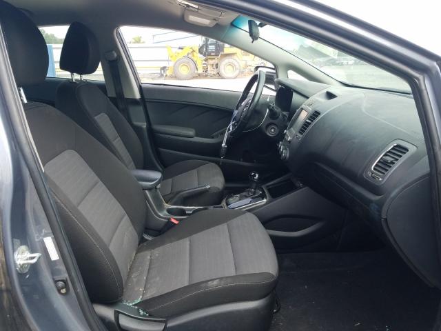 Photo 4 VIN: 3KPFL4A76HE029445 - KIA FORTE LX 