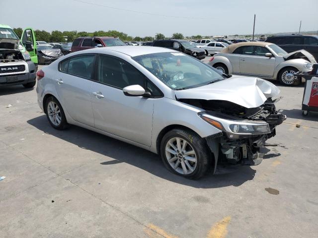 Photo 3 VIN: 3KPFL4A76HE133000 - KIA FORTE LX 