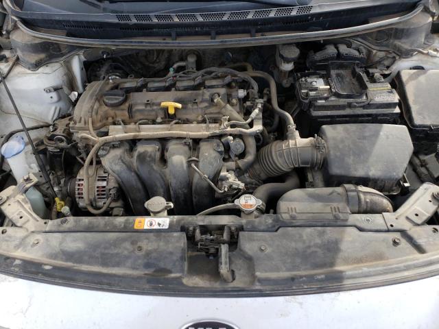 Photo 10 VIN: 3KPFL4A76JE164253 - KIA FORTE 