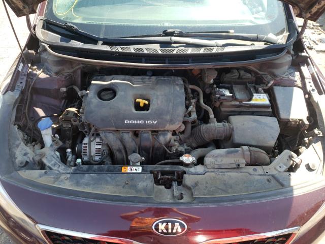 Photo 6 VIN: 3KPFL4A76JE170134 - KIA FORTE LX 