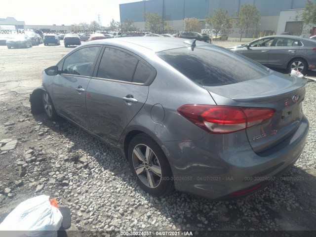 Photo 2 VIN: 3KPFL4A76JE177391 - KIA FORTE 