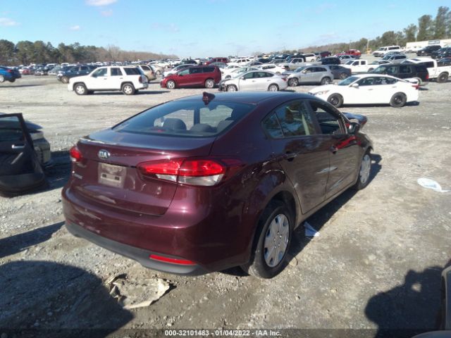 Photo 3 VIN: 3KPFL4A76JE183420 - KIA FORTE 