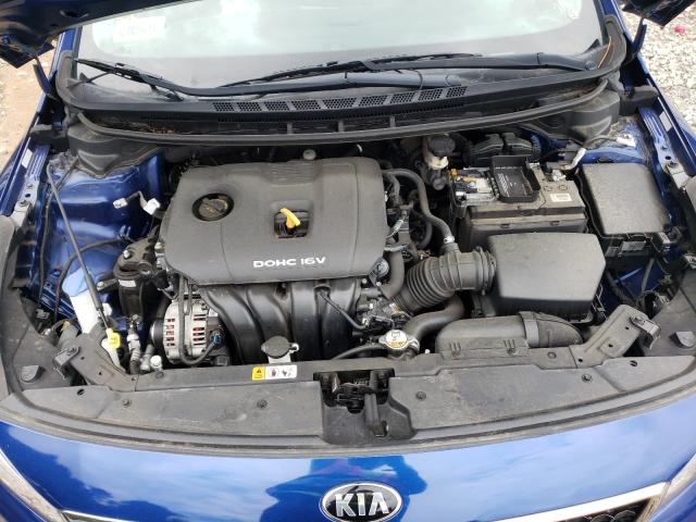 Photo 6 VIN: 3KPFL4A76JE194322 - KIA FORTE LX 