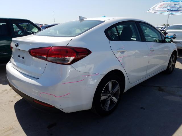 Photo 3 VIN: 3KPFL4A76JE250825 - KIA FORTE LX 