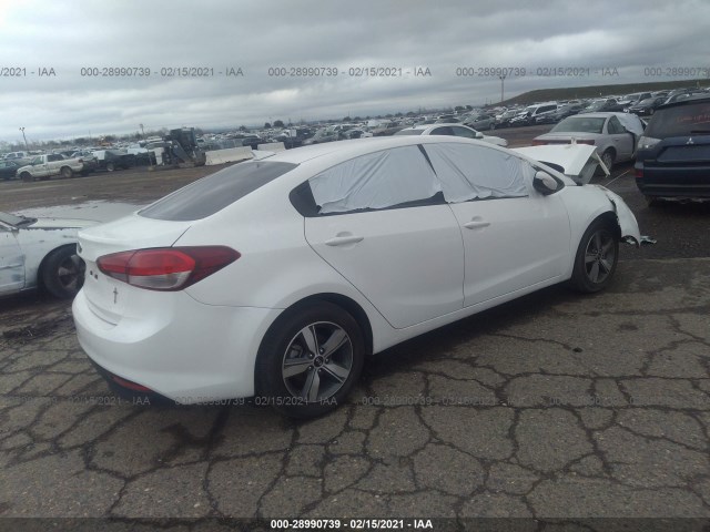 Photo 3 VIN: 3KPFL4A76JE253045 - KIA FORTE 