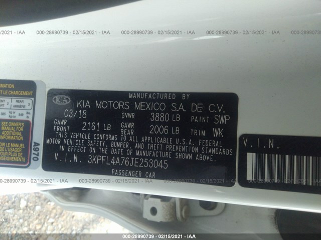 Photo 8 VIN: 3KPFL4A76JE253045 - KIA FORTE 