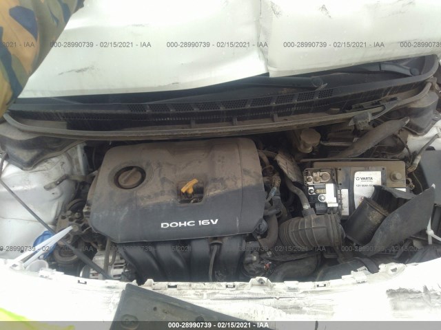 Photo 9 VIN: 3KPFL4A76JE253045 - KIA FORTE 