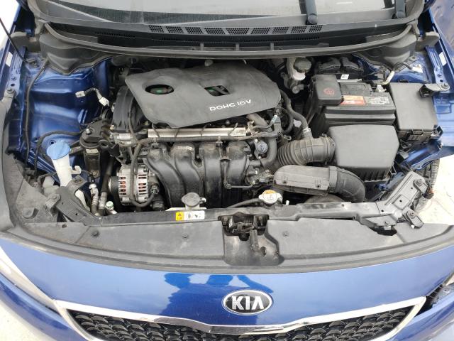 Photo 6 VIN: 3KPFL4A76JE258424 - KIA FORTE LX 