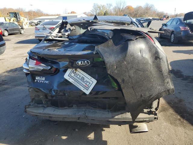 Photo 5 VIN: 3KPFL4A77HE029230 - KIA FORTE LX 