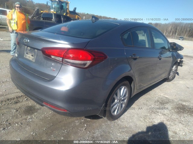 Photo 3 VIN: 3KPFL4A77HE061398 - KIA FORTE 