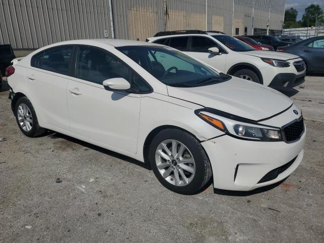 Photo 3 VIN: 3KPFL4A77HE066519 - KIA FORTE LX 