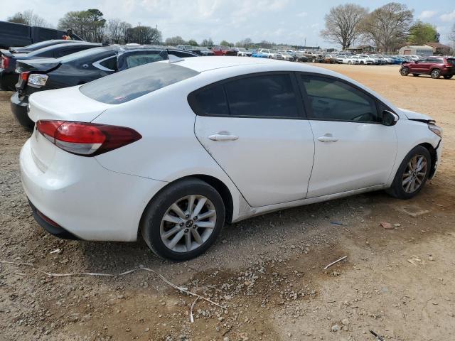 Photo 2 VIN: 3KPFL4A77HE081554 - KIA FORTE 