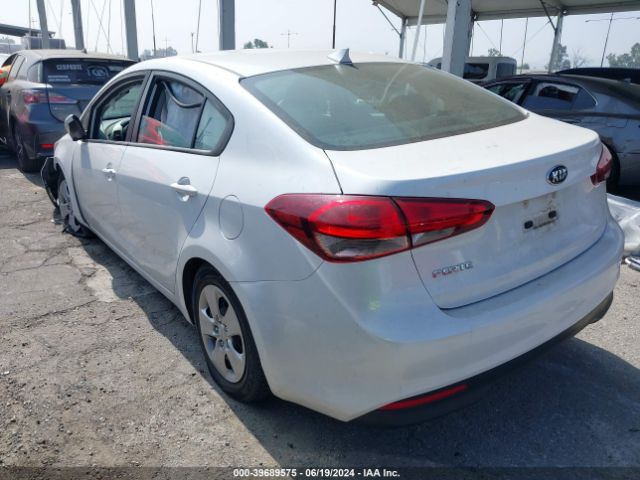 Photo 2 VIN: 3KPFL4A77HE088293 - KIA FORTE 