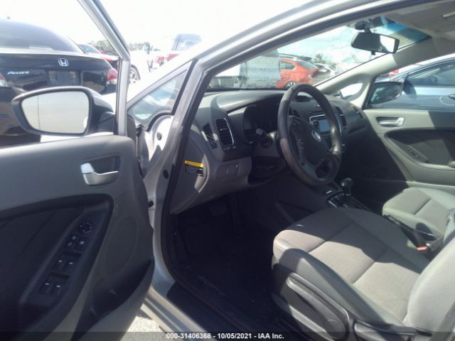 Photo 4 VIN: 3KPFL4A77HE088746 - KIA FORTE 