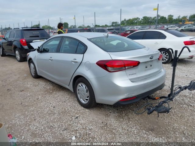 Photo 2 VIN: 3KPFL4A77HE108302 - KIA FORTE 