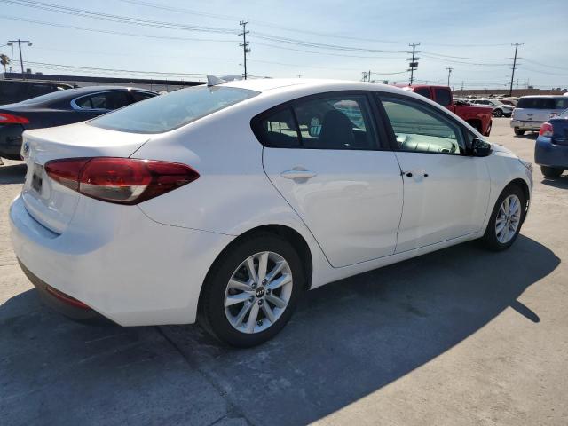 Photo 2 VIN: 3KPFL4A77HE117422 - KIA FORTE LX 