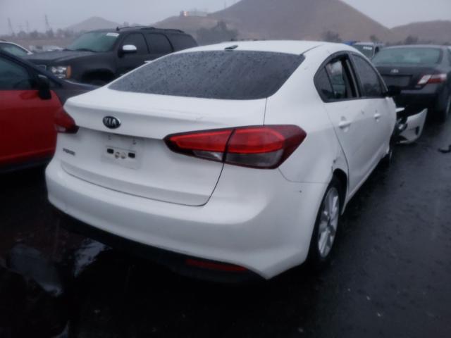 Photo 3 VIN: 3KPFL4A77HE118005 - KIA FORTE LX 