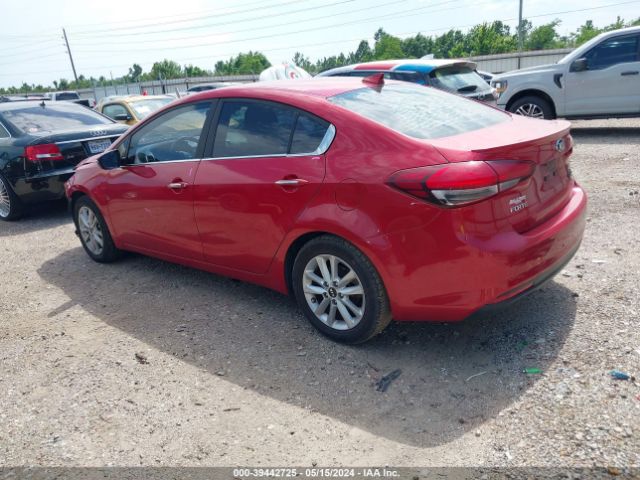 Photo 2 VIN: 3KPFL4A77HE127433 - KIA FORTE 