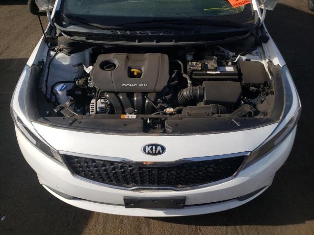 Photo 6 VIN: 3KPFL4A77HE131773 - KIA FORTE LX 