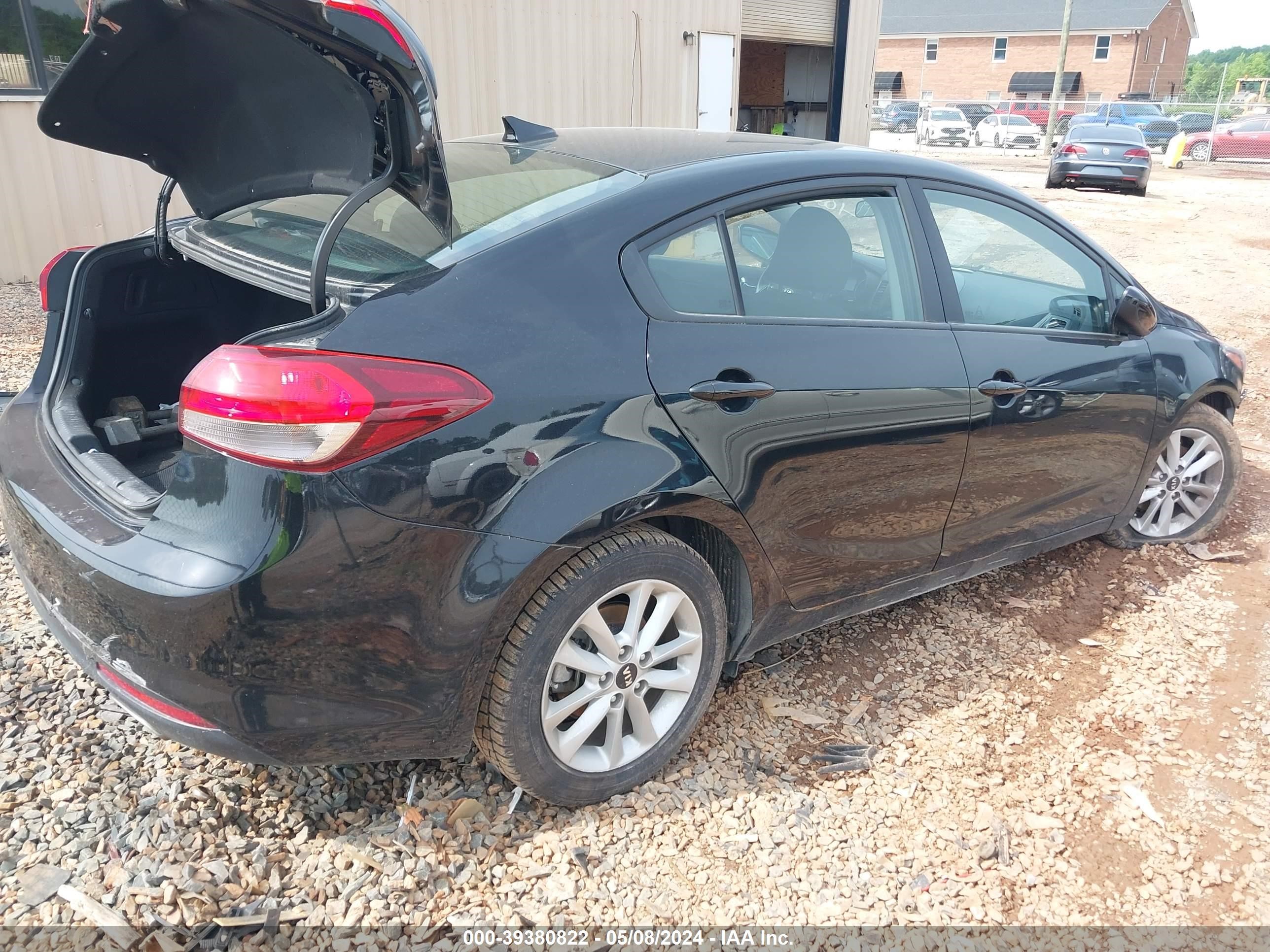 Photo 3 VIN: 3KPFL4A77HE144023 - KIA FORTE 