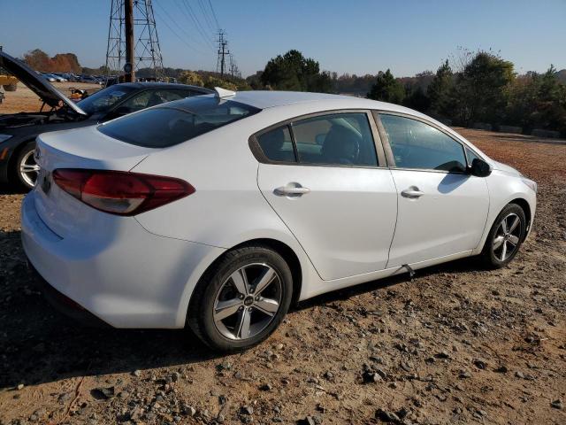 Photo 2 VIN: 3KPFL4A77JE174404 - KIA FORTE LX 