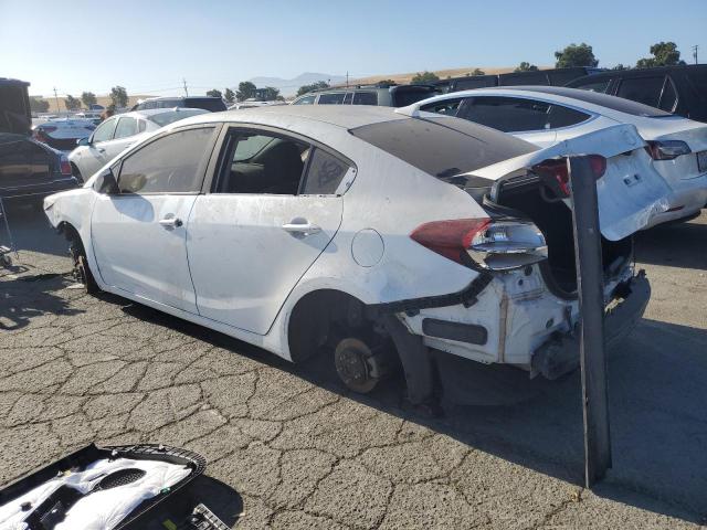 Photo 1 VIN: 3KPFL4A77JE179067 - KIA FORTE LX 