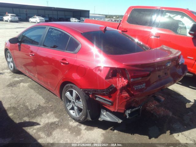 Photo 2 VIN: 3KPFL4A77JE189517 - KIA FORTE 